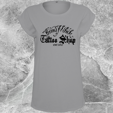Laden Sie das Bild in den Galerie-Viewer, Women GNI 1 T-Shirt